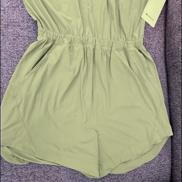 Lululemon Open Back Romper NWT SZ 8 - Picture 3 of 5